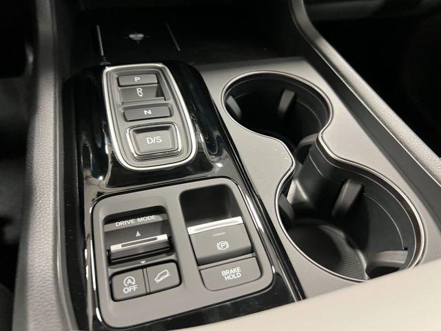 new 2025 Honda Pilot car, priced at $45,095