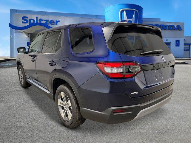 new 2025 Honda Pilot car, priced at $45,095