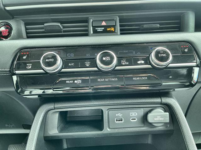 used 2025 Honda Pilot car, priced at $44,331