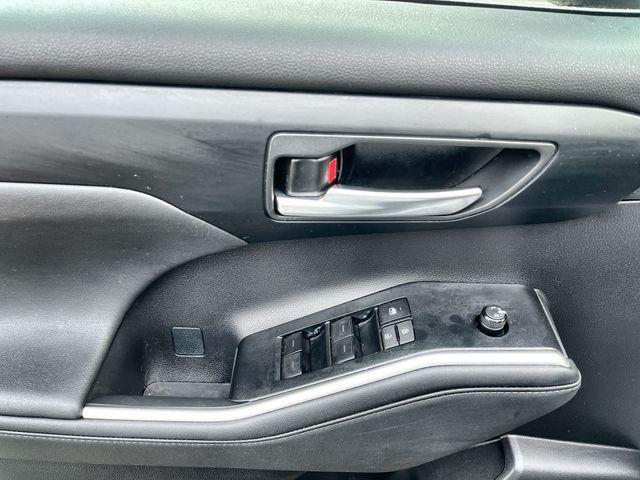 used 2024 Toyota Highlander car, priced at $38,169