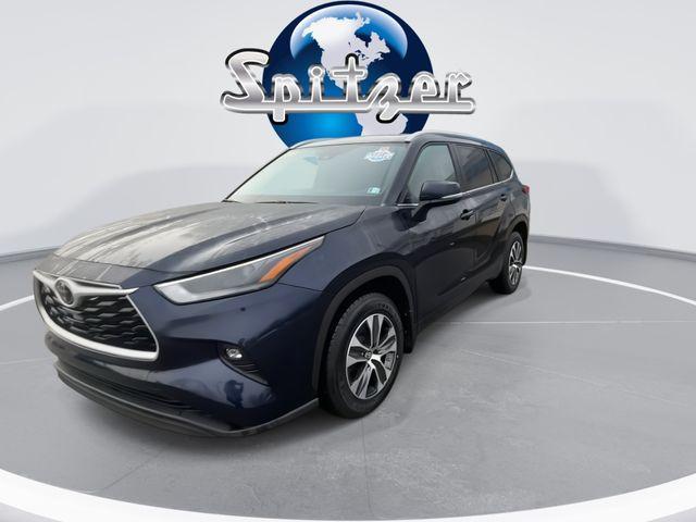 used 2024 Toyota Highlander car, priced at $38,169