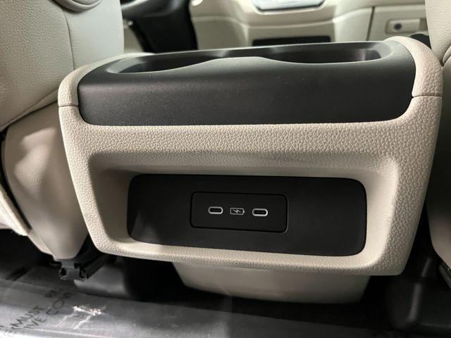 new 2026 Honda Odyssey car, priced at $43,290