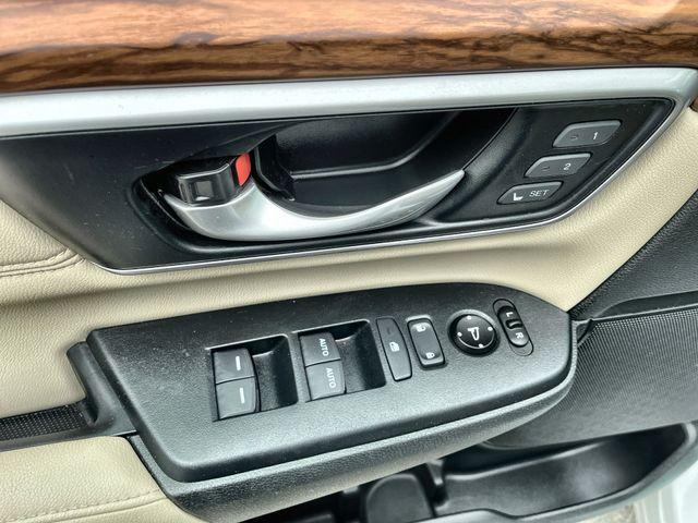 used 2020 Honda CR-V car, priced at $28,490
