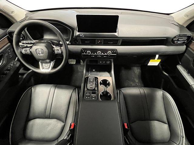 new 2026 Honda Pilot car, priced at $54,445