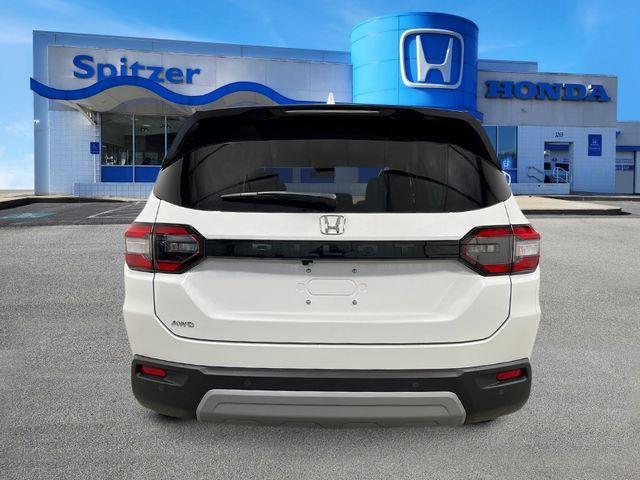 new 2025 Honda Pilot car, priced at $45,550