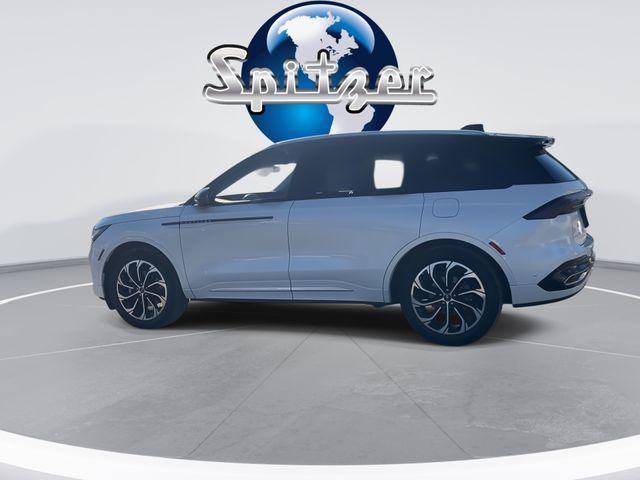 used 2024 Lincoln Nautilus car, priced at $46,899