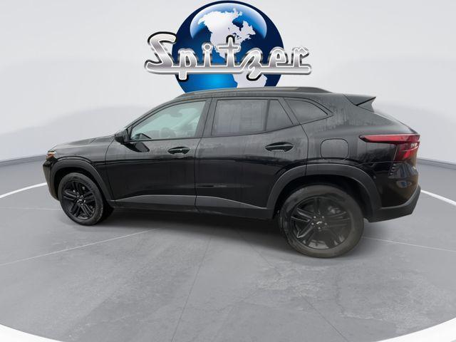 used 2024 Chevrolet Trax car, priced at $22,342