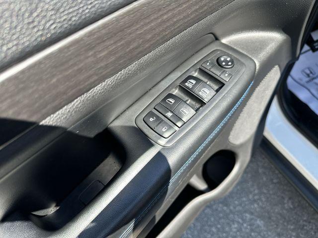 used 2018 Jeep Grand Cherokee car, priced at $17,003