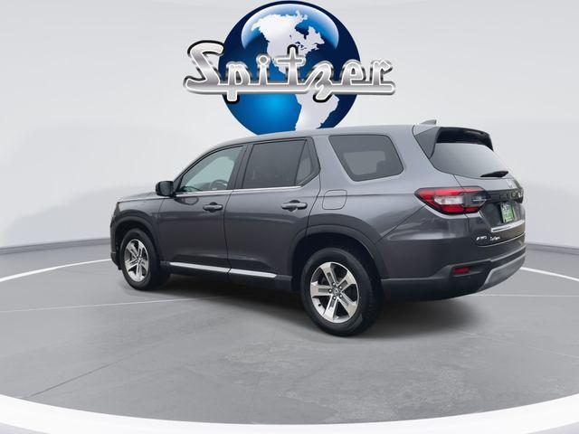 used 2025 Honda Pilot car, priced at $39,968
