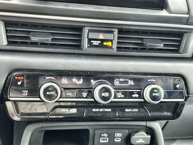 used 2025 Honda Pilot car, priced at $39,968