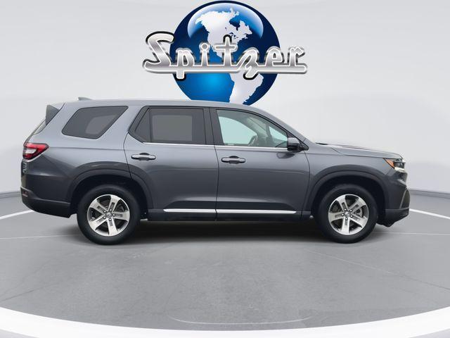 used 2025 Honda Pilot car, priced at $39,968