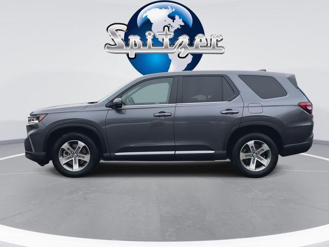 used 2025 Honda Pilot car, priced at $39,968