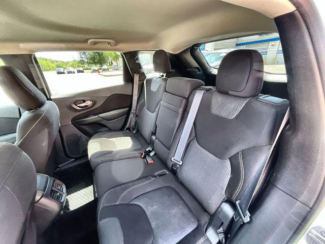 used 2016 Jeep Cherokee car, priced at $10,907