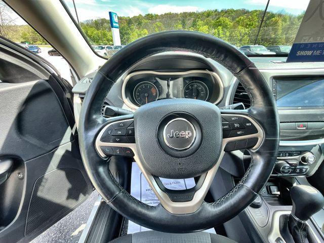 used 2016 Jeep Cherokee car, priced at $10,907