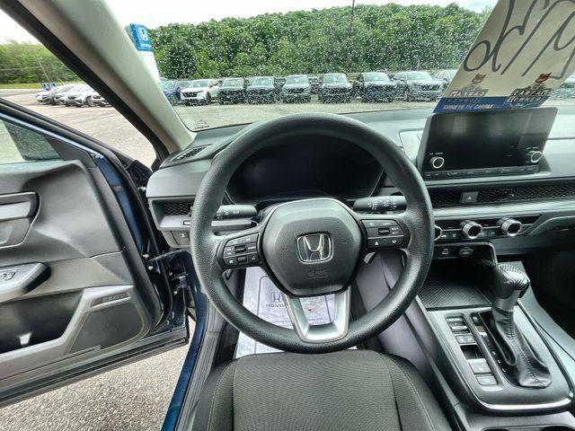 used 2025 Honda CR-V car, priced at $30,226