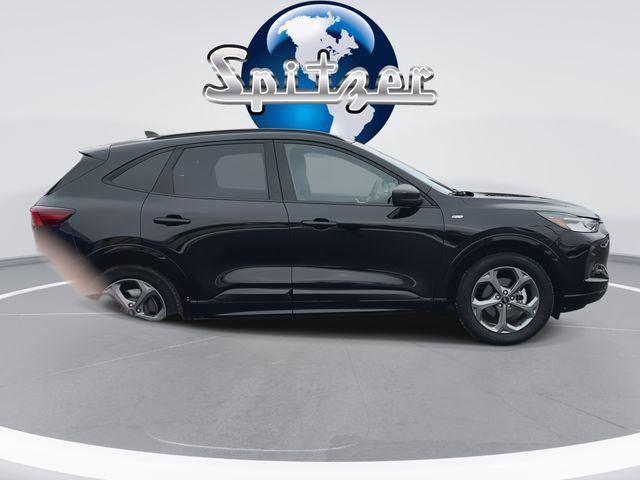 used 2023 Ford Escape car, priced at $21,998