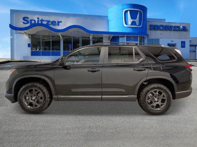 new 2025 Honda Pilot car, priced at $48,395