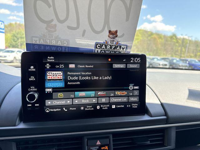 used 2025 Honda Pilot car, priced at $50,053