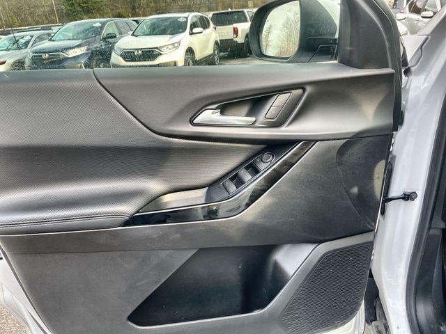 used 2025 Chevrolet Equinox car, priced at $26,297