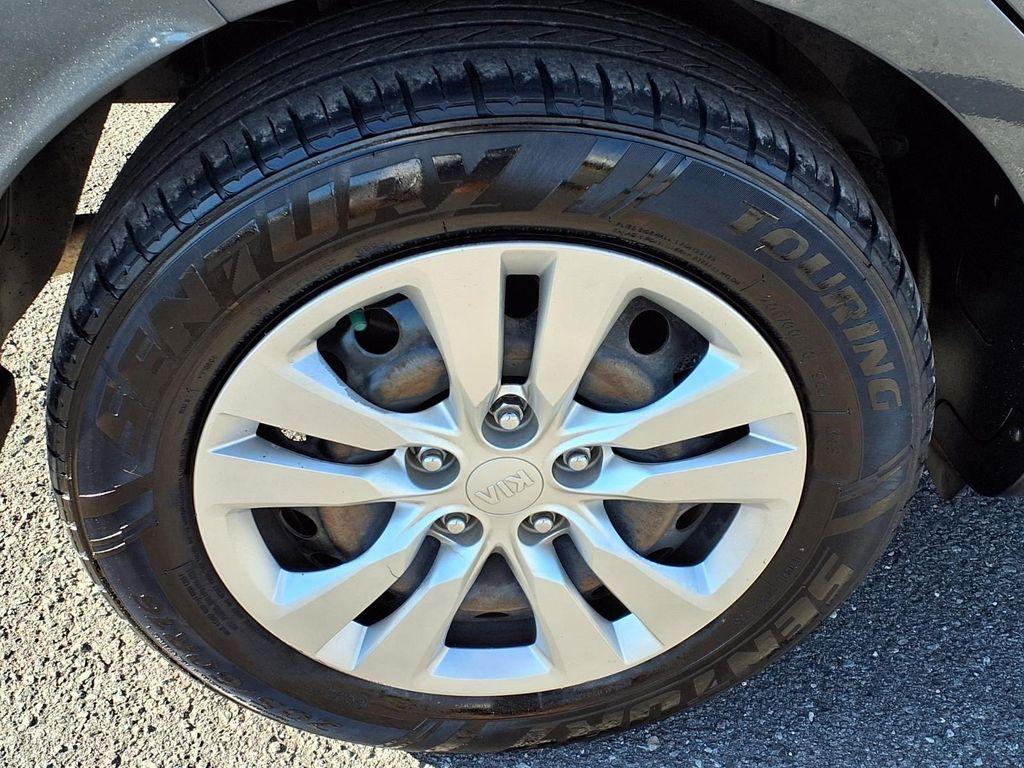 used 2021 Kia Soul car, priced at $13,592