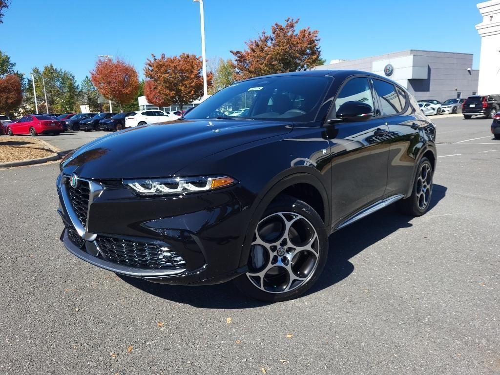 new 2024 Alfa Romeo Tonale car, priced at $41,790