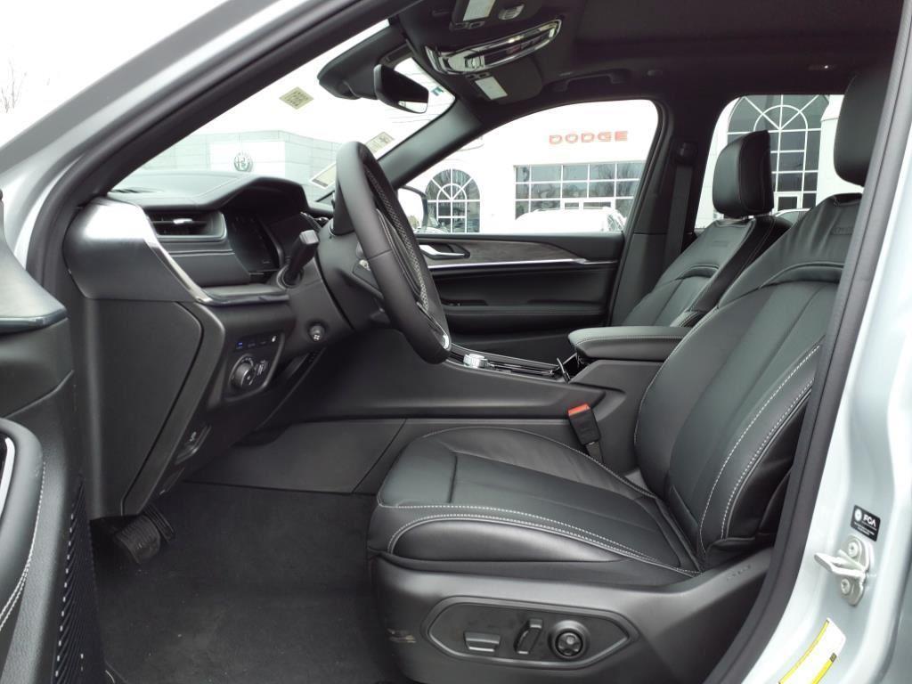 new 2024 Jeep Grand Cherokee 4xe car, priced at $71,569