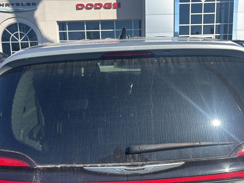used 2024 Chrysler Pacifica car, priced at $27,691