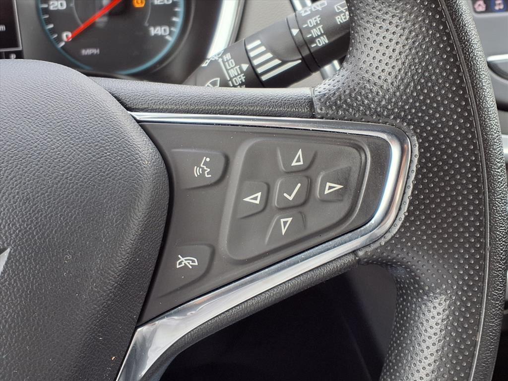 used 2021 Chevrolet Equinox car, priced at $16,895