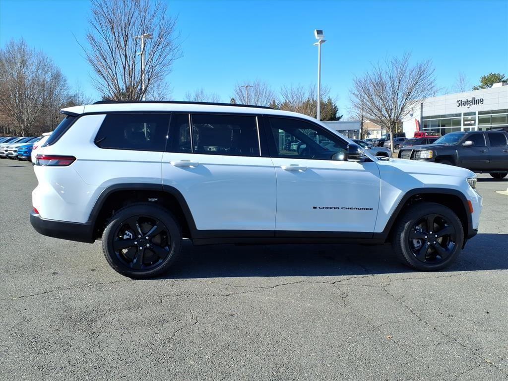 new 2025 Jeep Grand Cherokee L car, priced at $50,490