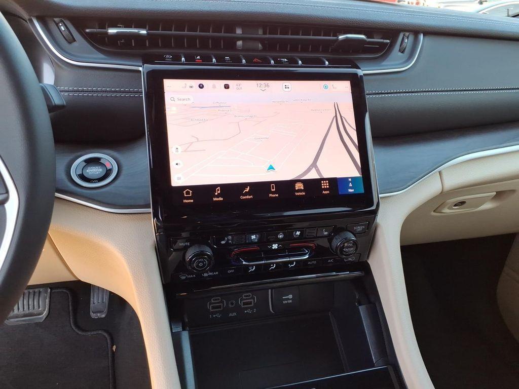 new 2025 Jeep Grand Cherokee L car, priced at $51,685