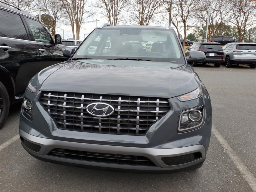 used 2024 Hyundai Venue car, priced at $17,591