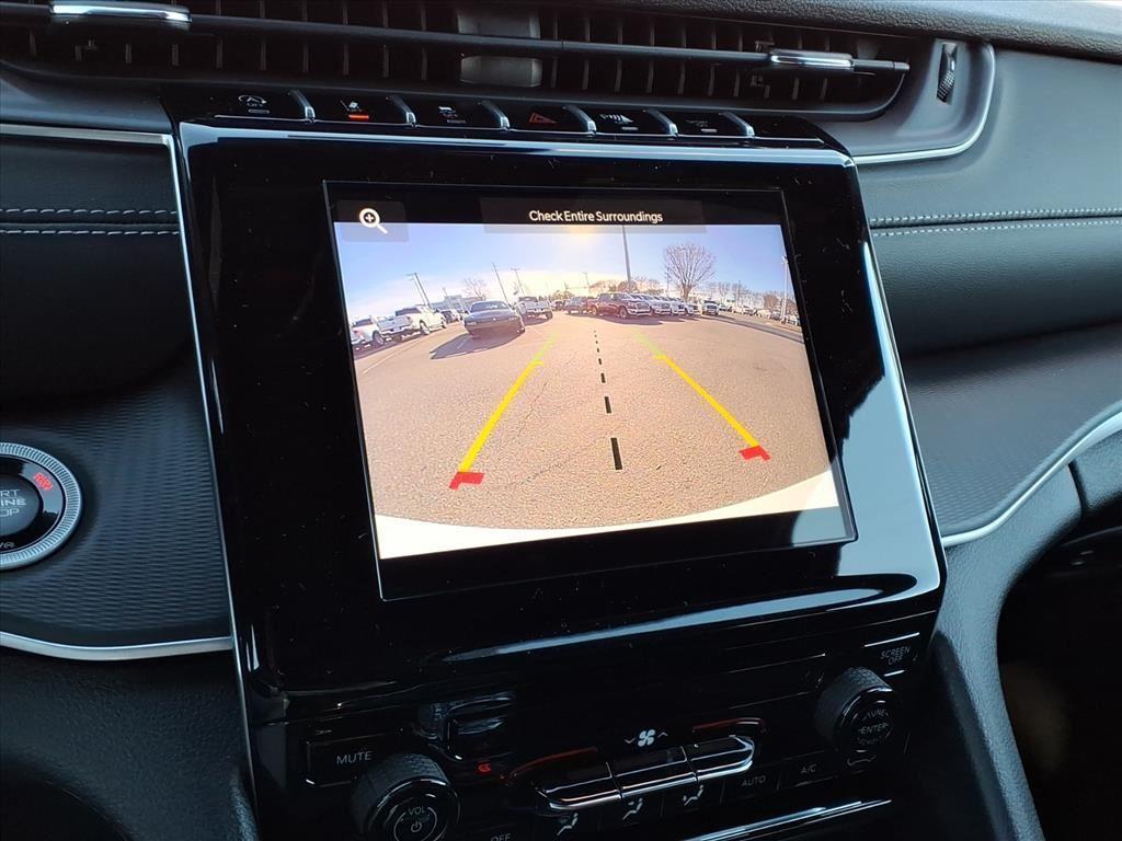 new 2025 Jeep Grand Cherokee car, priced at $33,630