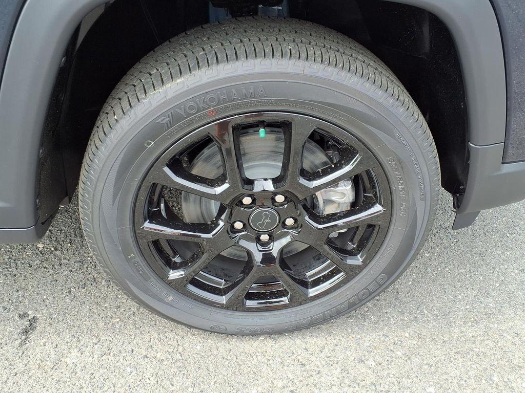 new 2026 Jeep Compass car, priced at $30,165