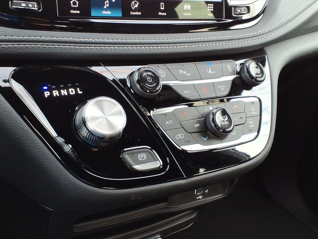 new 2026 Chrysler Pacifica car, priced at $44,910