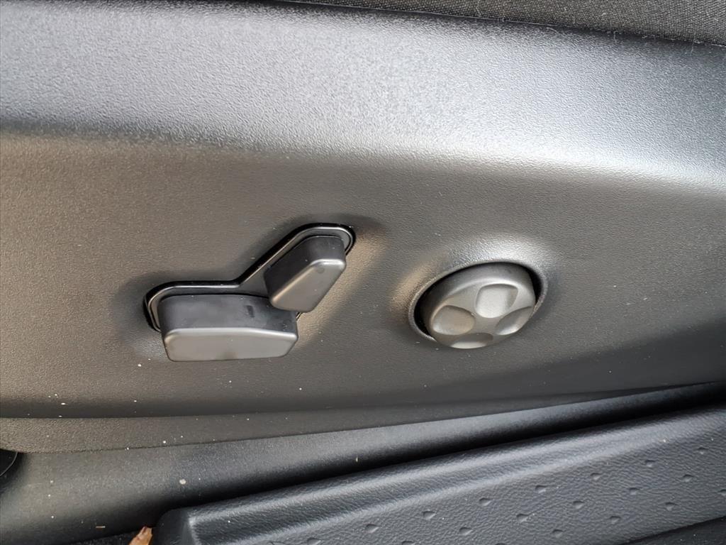 new 2026 Chrysler Pacifica car, priced at $44,910