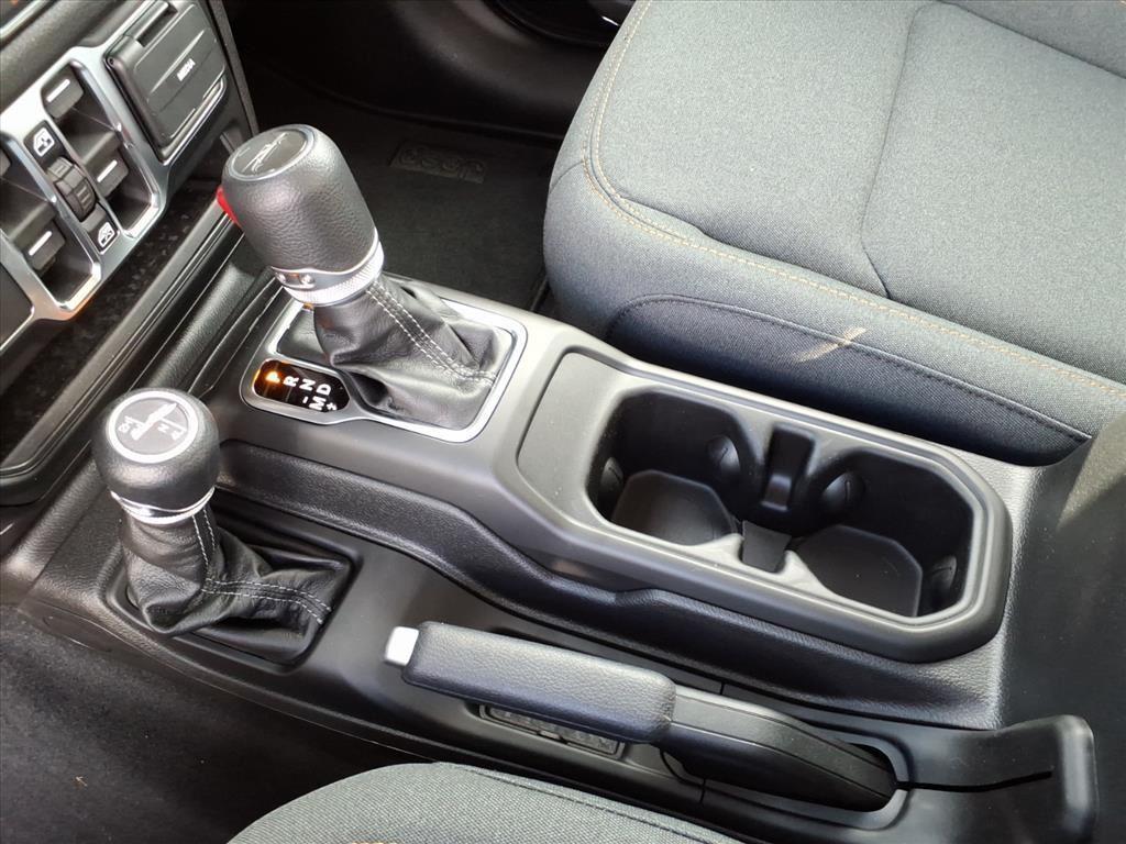 new 2026 Jeep Gladiator car, priced at $46,525