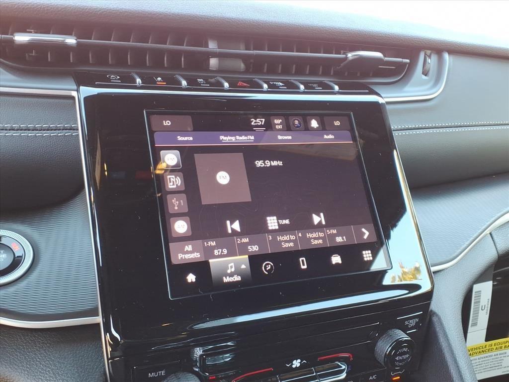 new 2025 Jeep Grand Cherokee car, priced at $36,620