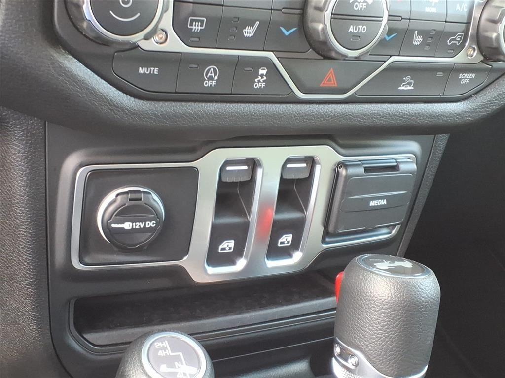 new 2026 Jeep Wrangler car, priced at $42,362