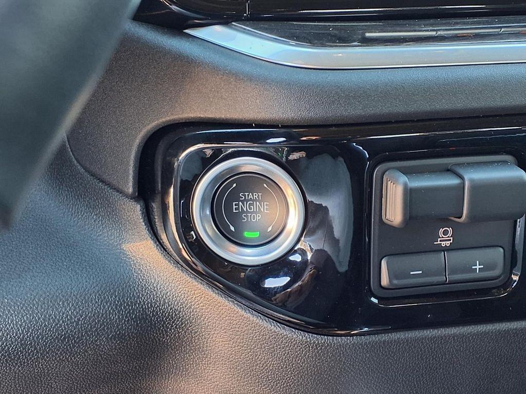 used 2025 Chevrolet Silverado 1500 car, priced at $53,994