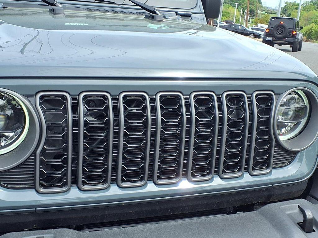 new 2026 Jeep Wrangler car, priced at $42,361