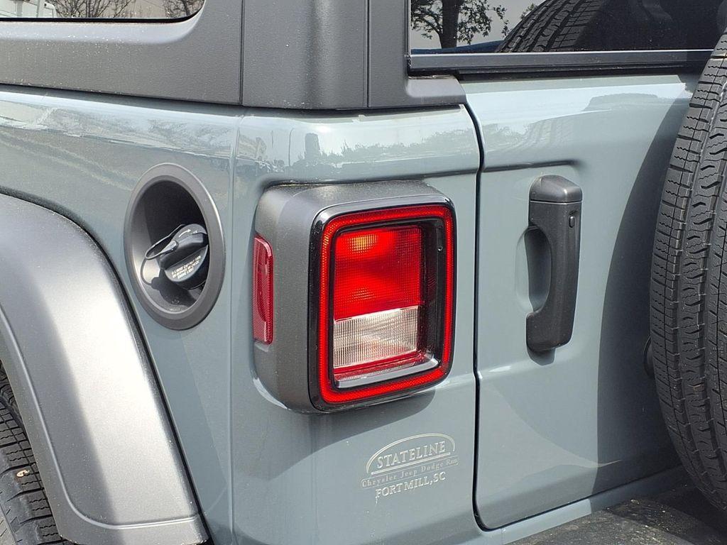 new 2026 Jeep Wrangler car, priced at $42,361