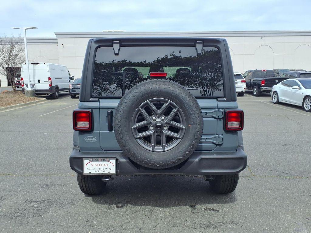new 2026 Jeep Wrangler car, priced at $42,361