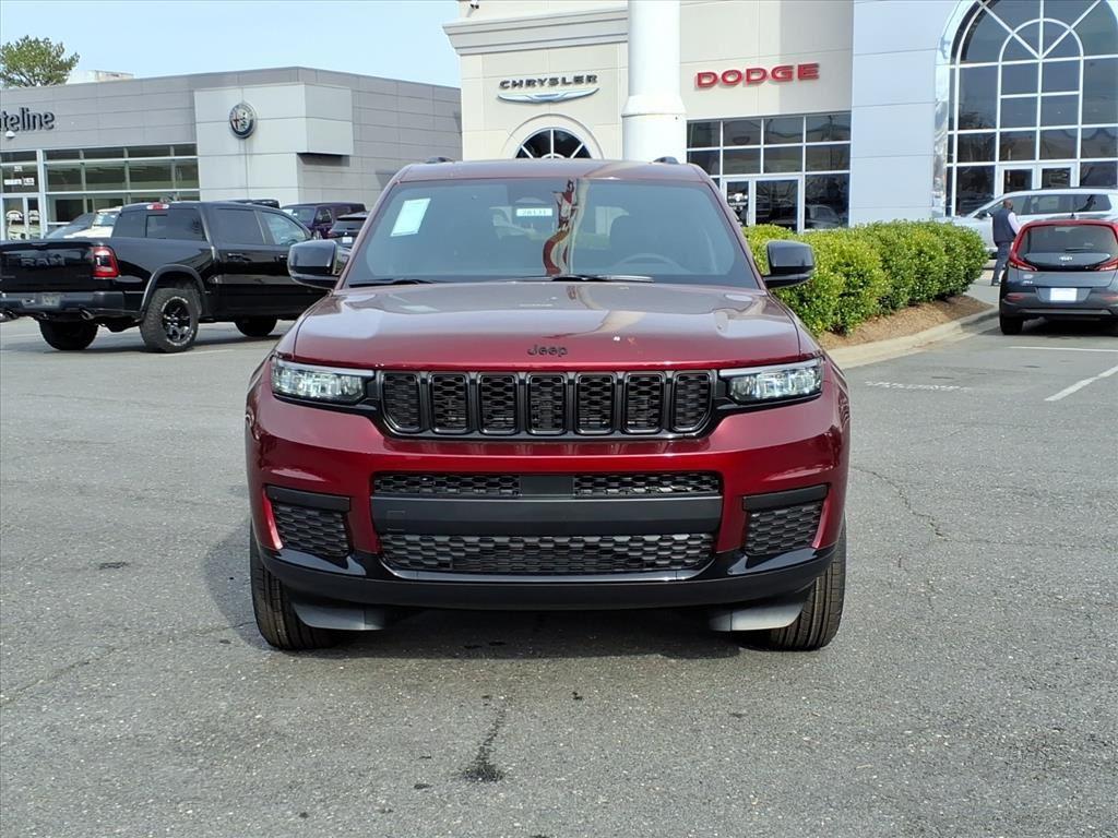 new 2025 Jeep Grand Cherokee L car, priced at $40,330