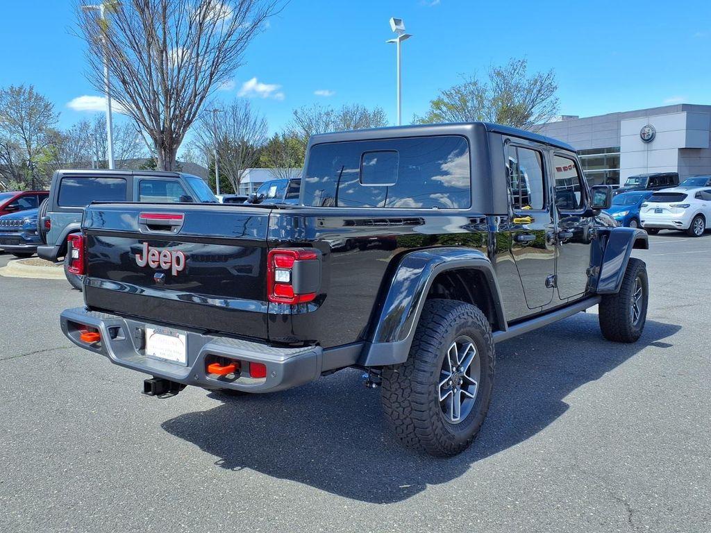 new 2025 Jeep Gladiator car, priced at $53,625