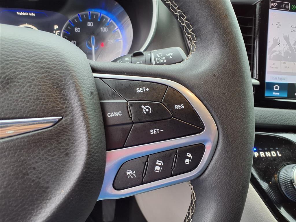 used 2024 Chrysler Pacifica car, priced at $27,791