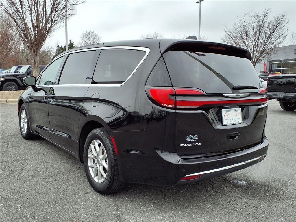 used 2024 Chrysler Pacifica car, priced at $27,791