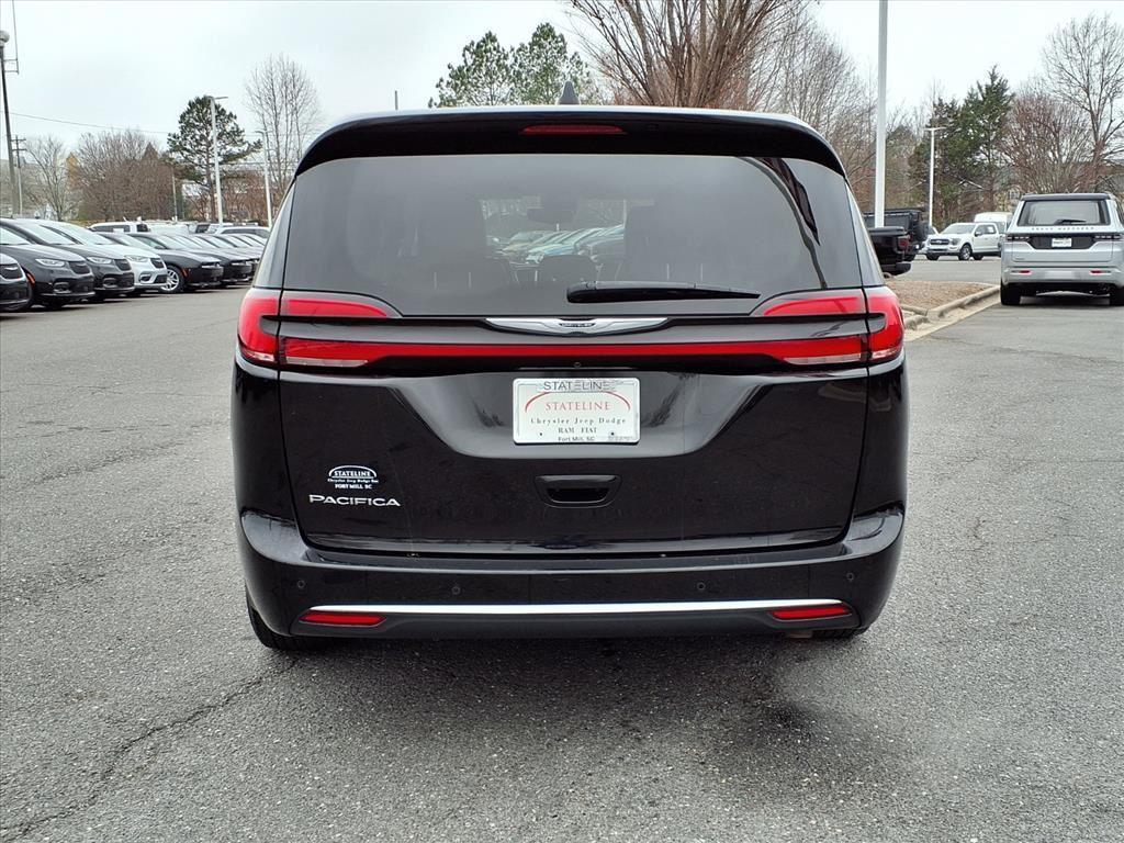 used 2024 Chrysler Pacifica car, priced at $27,791