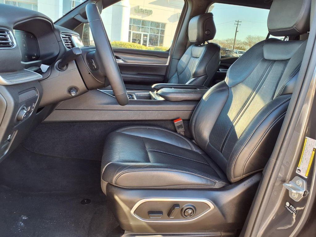 used 2024 Jeep Wagoneer car, priced at $43,694