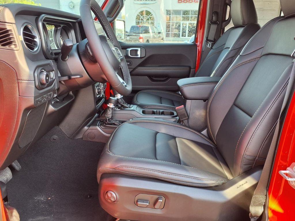 new 2026 Jeep Wrangler car, priced at $51,124
