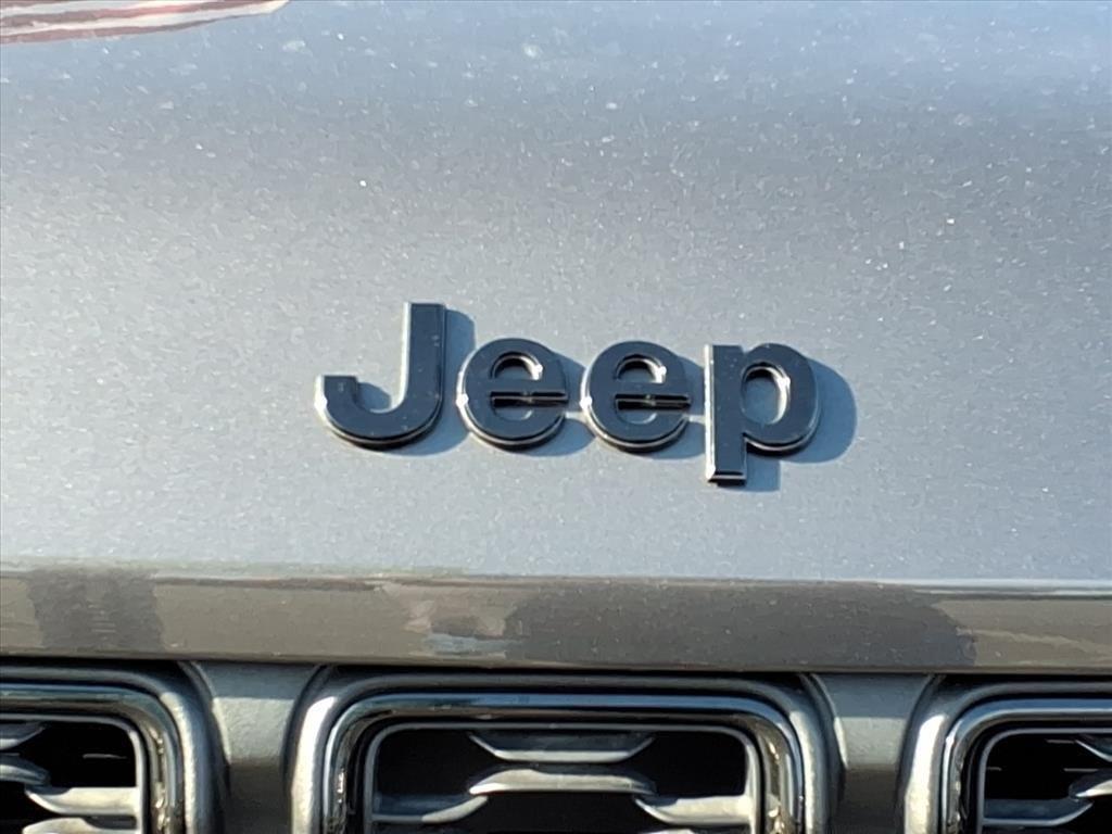 used 2023 Jeep Grand Cherokee car, priced at $33,592